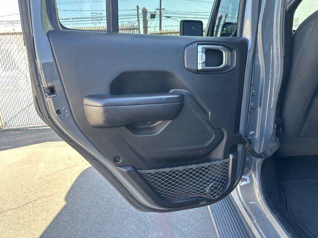 Used 2019 Jeep Wrangler Unlimited Sport S AWD/4WD image 10