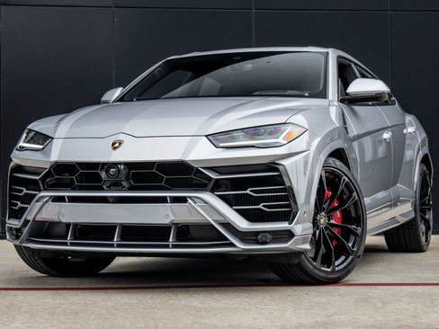 Used 2020 Lamborghini Urus image 1