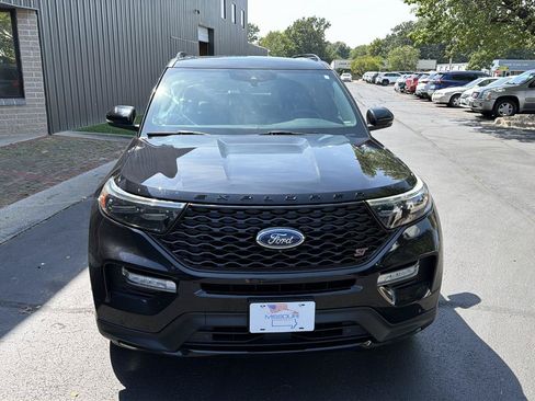 Used 2020 Ford Explorer ST w/ Premium Technology Package AWD/4WD image 8