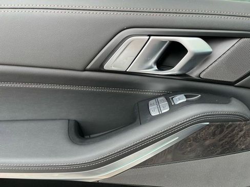 Used 2025 BMW X7 xDrive40i image 17