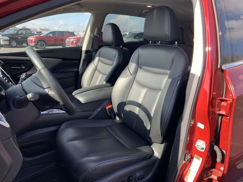 Used 2023 Nissan Murano SV image 13