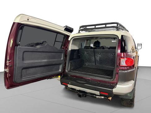 Used 2007 Toyota FJ Cruiser 4WD image 26