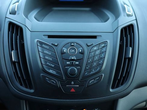 Used 2016 Ford Escape SE image 23