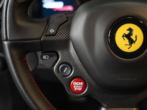 Used 2019 Ferrari 488 Pista Coupe RWD image 37