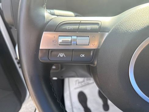 Used 2025 Hyundai Kona SEL FWD image 20