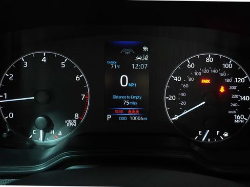 Used 2024 Toyota Corolla LE FWD image 21