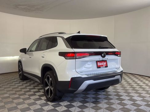 New 2026 Volkswagen Tiguan SE AWD/4WD image 6