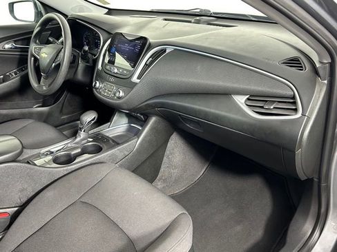 Used 2024 Chevrolet Malibu LT FWD image 8
