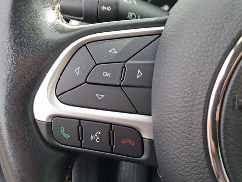 Used 2020 Jeep Compass Latitude w/ Cold Weather Group AWD/4WD image 20