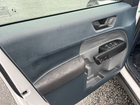 Used 2022 Ford Maverick XL image 16