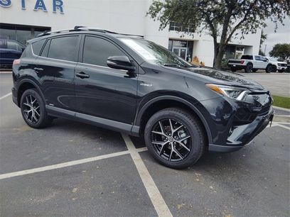 Used 2018 Toyota RAV4 SE