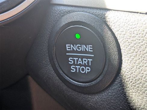 Used 2022 Ford Escape SEL image 35