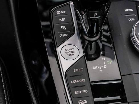 Used 2024 BMW X4 xDrive30i image 25