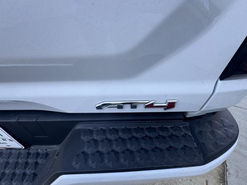 Used 2025 GMC Canyon AT4 w/ AT4 Premium Package image 23