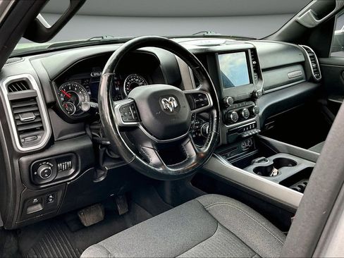 Used 2019 RAM 1500 Big Horn AWD/4WD image 17