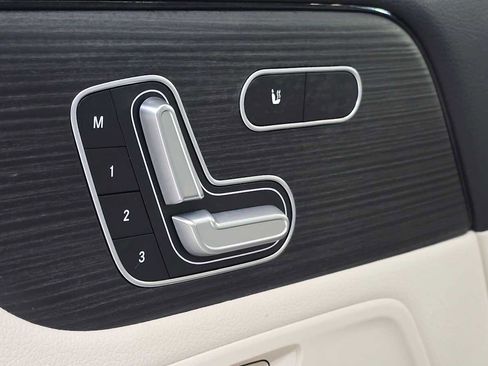 Certified 2026 Mercedes-Benz GLA 250 4MATIC image 23