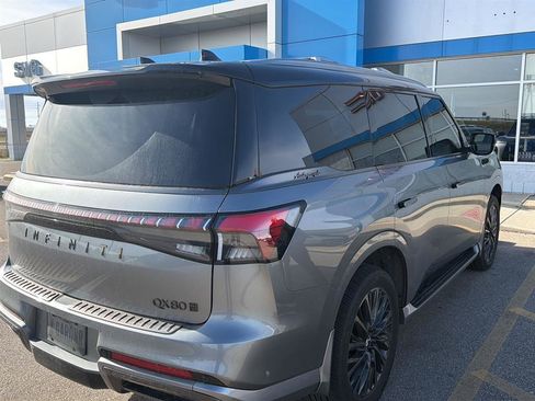 Used 2025 INFINITI QX80 Autograph w/ Autograph Exterior Package image 9