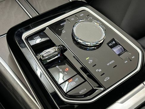 New 2026 BMW 740i w/ Premium Package image 16