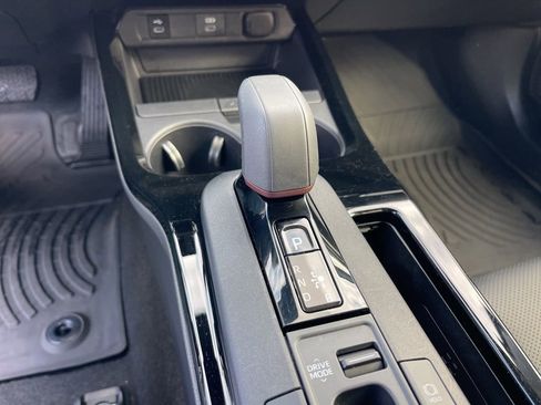 Used 2023 Toyota Prius Prime Premium image 15