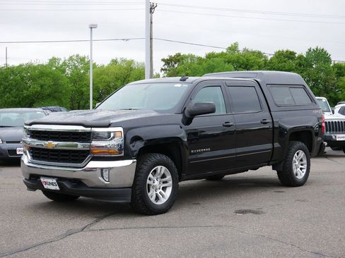 Used 2018 Chevrolet Silverado 1500 LT w/ All Star Edition AWD/4WD image 5