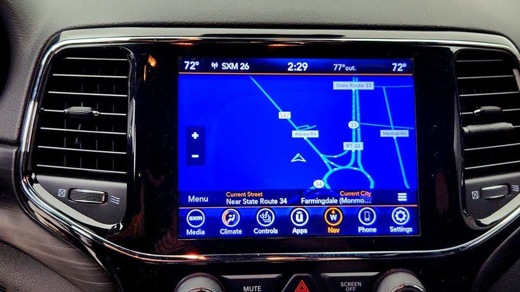 Used 2021 Jeep Grand Cherokee Laredo X AWD/4WD image 20
