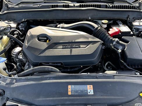 Used 2013 Ford Fusion SE FWD image 31