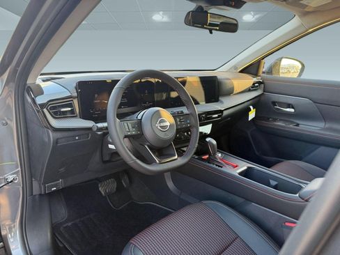 Used 2026 Nissan Kicks SR w/ Cold Weather Package AWD/4WD image 7