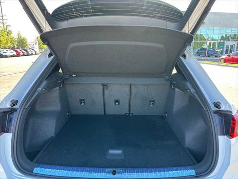 New 2025 Audi Q3 2.0T Premium image 14