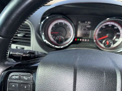 Used 2019 Dodge Grand Caravan SXT w/ Blacktop Package image 36