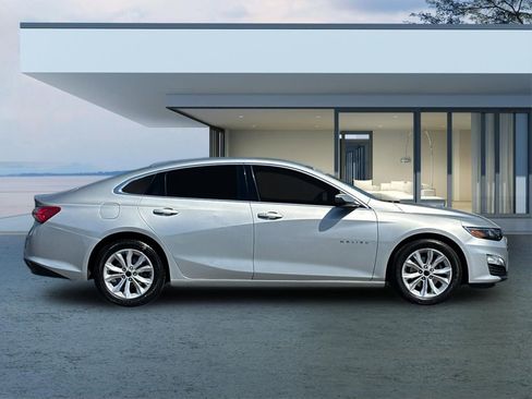 Used 2019 Chevrolet Malibu LT image 3