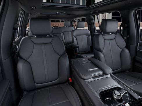 New 2026 Jeep Grand Wagoneer L Limited AWD/4WD image 16