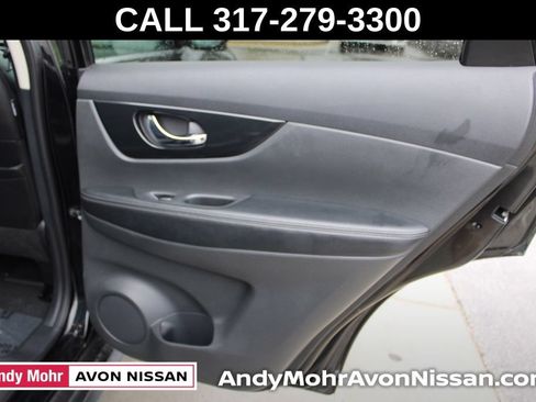 Used 2017 Nissan Rogue SL w/ SL Premium Package FWD image 24