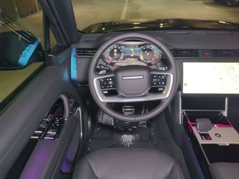 New 2026 Land Rover Range Rover Long Wheelbase SE AWD/4WD image 27