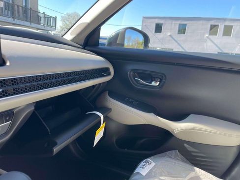 New 2026 Honda HR-V EX-L image 31