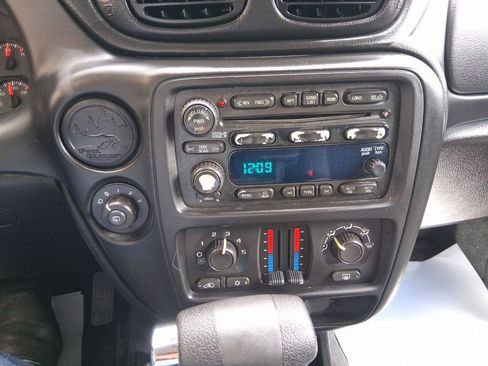 Used 2008 Chevrolet TrailBlazer LT w/ Sun And Sound Package RWD image 15