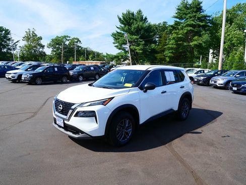 Used 2023 Nissan Rogue S AWD/4WD image 1