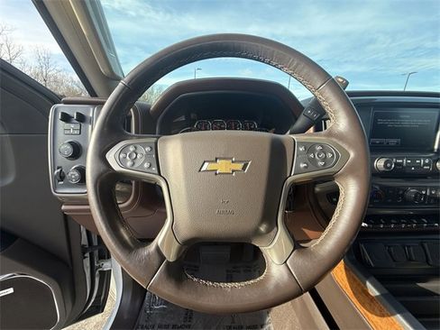 Used 2019 Chevrolet Silverado 2500 High Country w/ Duramax Plus Package image 14