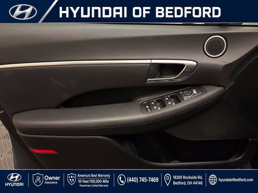 Used 2023 Hyundai Sonata SEL w/ Convenience Package FWD image 12
