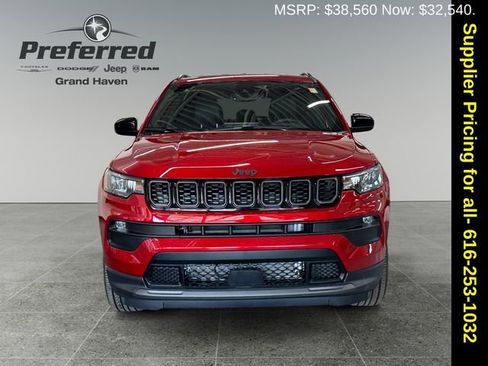 New 2026 Jeep Compass Latitude w/ Quick Order Package 29K image 4