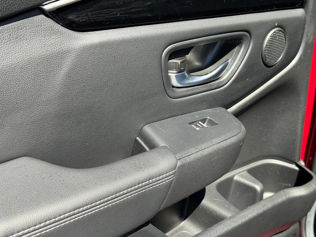 Certified 2025 Honda Pilot Touring image 13