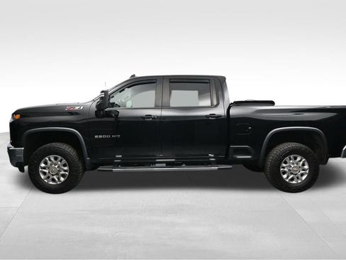 Used 2021 Chevrolet Silverado 2500 LT w/ All Star Edition AWD/4WD image 2
