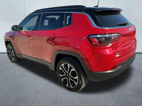 Used 2023 Jeep Compass Limited AWD/4WD image 3