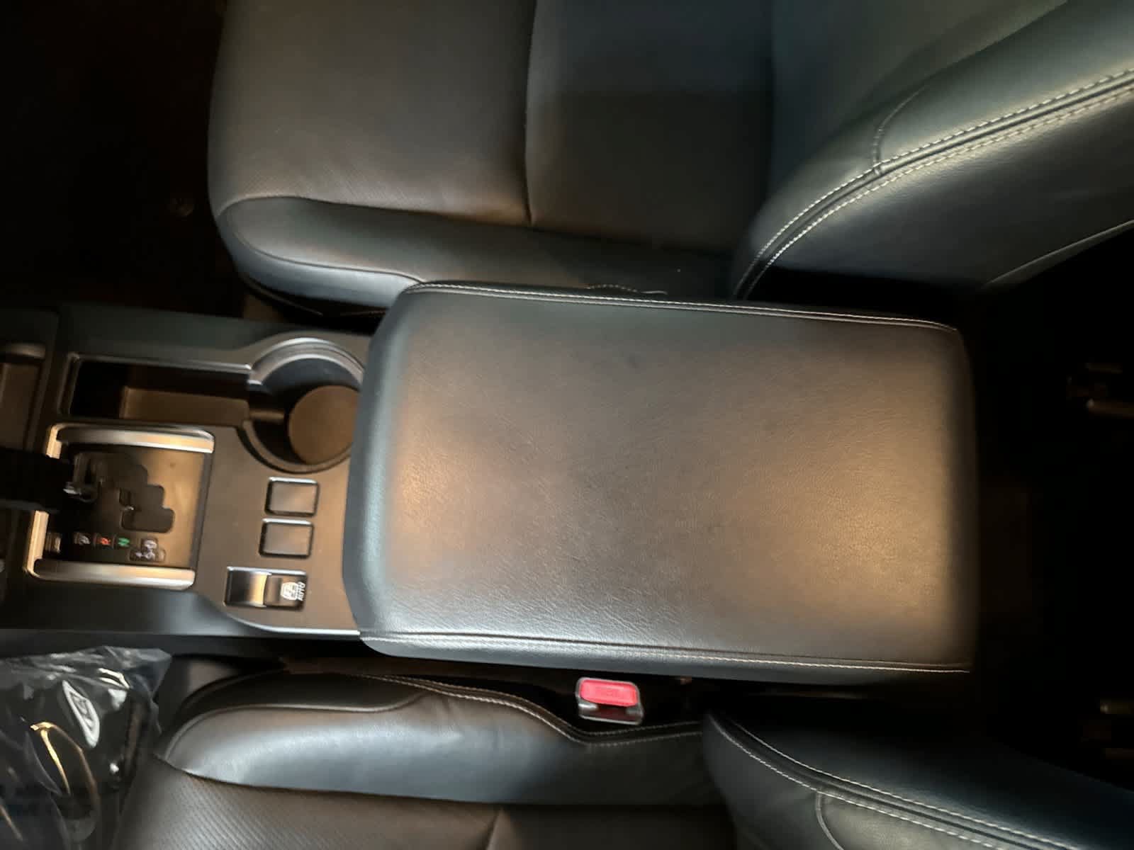 Used 2021 Toyota 4Runner Limited AWD/4WD image 33