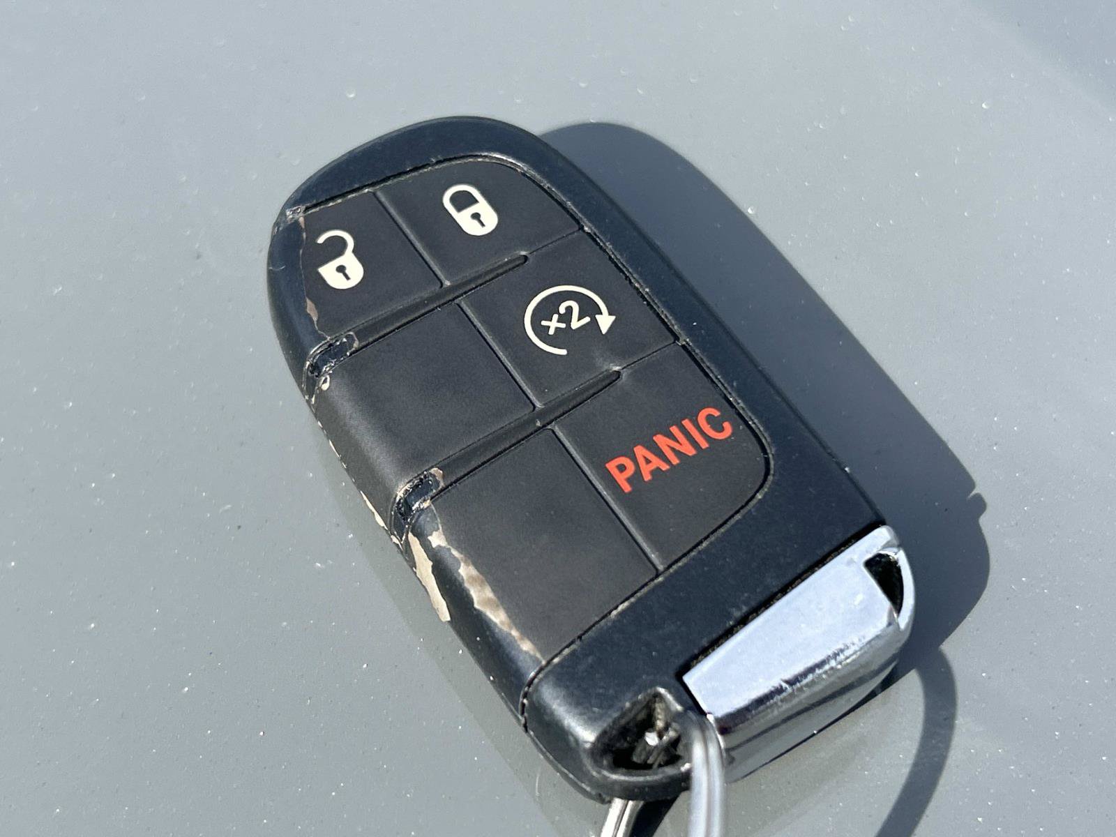 Used 2023 Jeep Compass Latitude w/ Sun and Sound Group AWD/4WD image 10