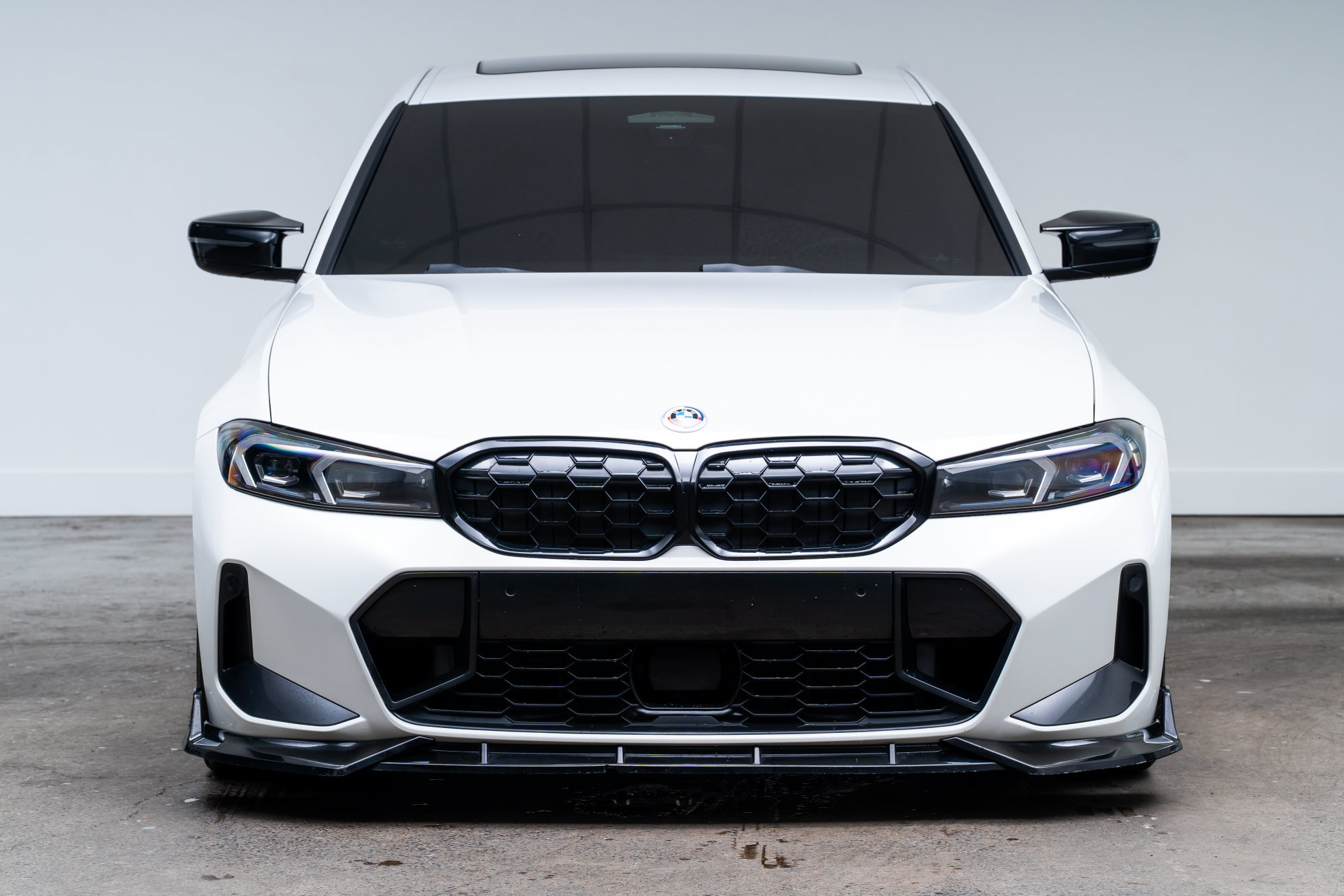 Used 2023 BMW M340i xDrive AWD/4WD image 3