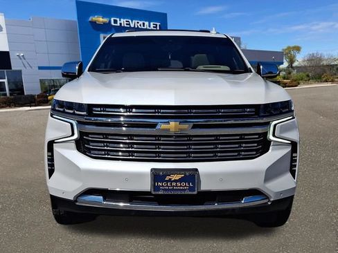 Used 2021 Chevrolet Suburban Premier w/ Premium Package AWD/4WD image 23