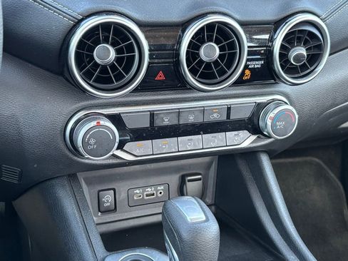 Used 2024 Nissan Sentra SV image 19