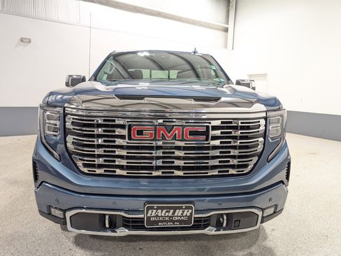 Used 2025 GMC Sierra 1500 Denali w/ Denali Reserve Package image 8