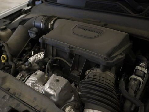 Used 2023 Jeep Compass Latitude image 11