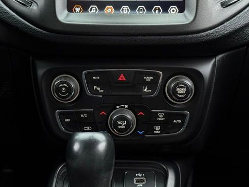 Used 2021 Jeep Compass Trailhawk image 27